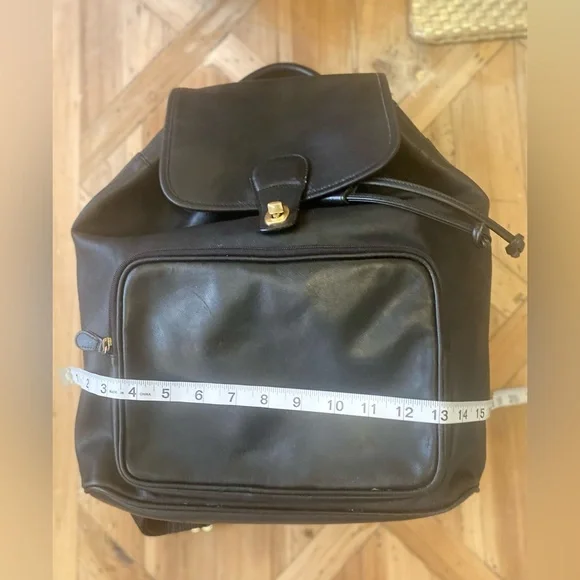 🎀 Super Rare Vintage Coach Retro Classsic Black Leather Backpack EUC Spacious - Picture 7 of 9
